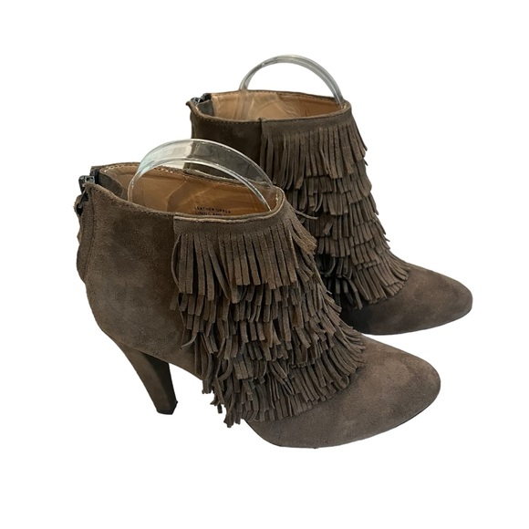 Banana Republic Darcy Fringe Ankle Suede Bootie, Sz 7 - Picture 5 of 16